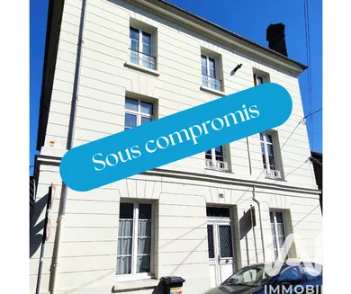 Building in Lisieux (14100)