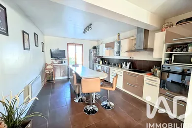 House in Combs-la-Ville (77380)