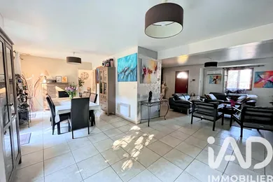 House in Combs-la-Ville (77380)