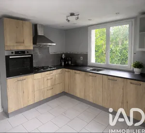 Townhouse in Brionne (27800)