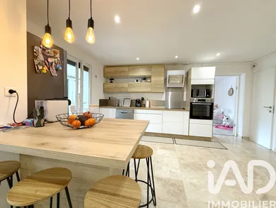 Appartement à Solliès-Pont (83210)