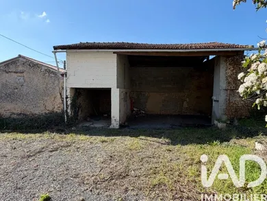 Traditional house in Saint-Jean-de-Thouars (79100)