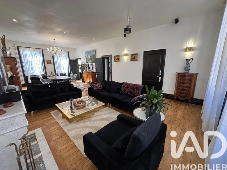 Maison 11 pièces 309 m² · à Châteauroux · 309 m² · 550 000 €