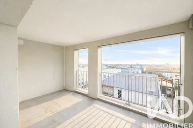 Apartment in Bordeaux (33300)