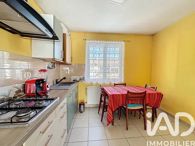 House in Thouars (79100)