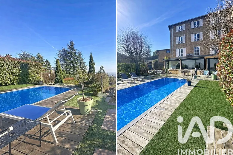 Maison 9 pièces 247 m² · à Poleymieux-au-Mont-d'Or · 247 m² · 985 000 €