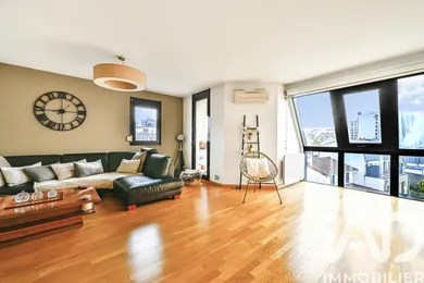 Apartment in Châtillon (92320)