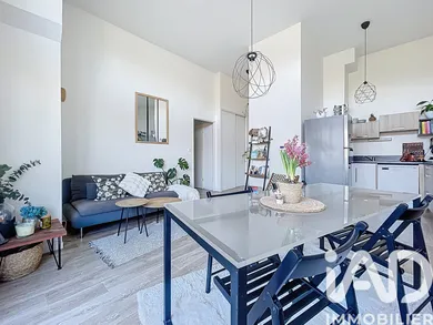 Apartment in Vannes (56000)