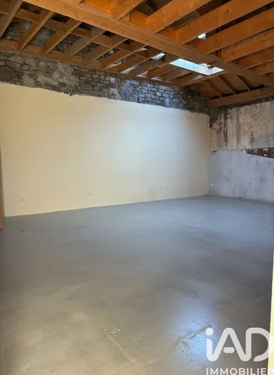 Apartment in Saint-Étienne (42100)