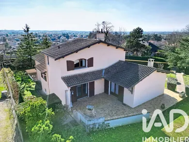 Traditional house in Genas (69740)