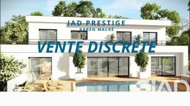 House in Roquefort-les-Pins (06330)