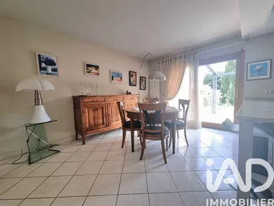 Architectural house in Yerres (91330)