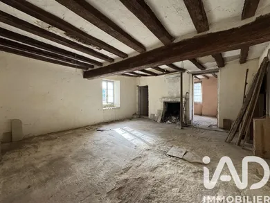 Maison de village à Lerné (37500)