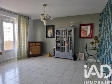 Appartement à Châtellerault (86100)