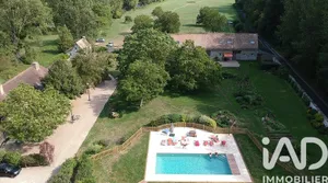 Domain in Pacy-sur-Eure (27120)