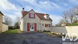 Traditional house in La Villeneuve-en-Chevrie (78270)