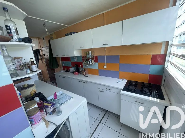 Appartement 3 pièces 52 m² · à Les Abymes · 52 m² · 79 000 €