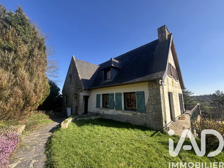 Maison 7 pièces 145 m² · à Bécherel · 145,4 m² · 299 900 €