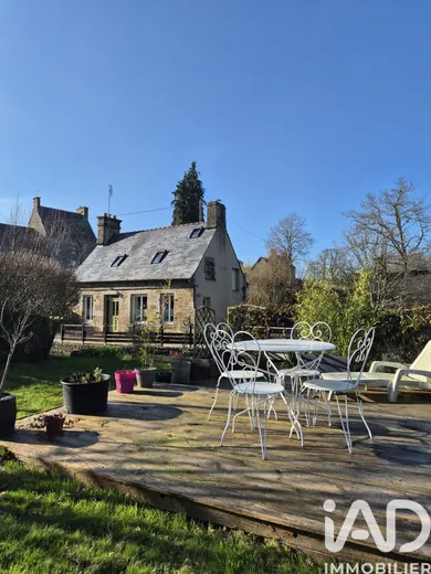 Maison à La Bazouge-du-Désert (35420)