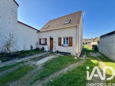 Maison traditionnelle à La Ferté-Gaucher (77320)