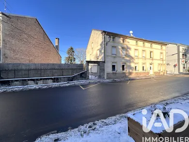 Immeuble à Xertigny (88220)