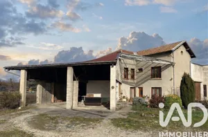 Traditional house in Saint-Hilaire-du-Rosier (38840)