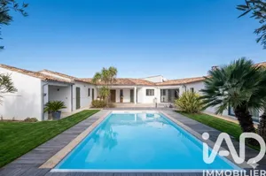 House in Sainte-Marie-de-Ré (17740)