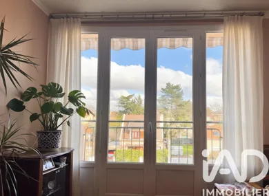 Apartment in Le Pecq (78230)
