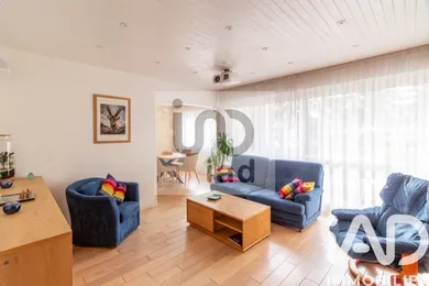 Apartment in Le Pecq (78230)