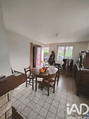 Maison à Tessy-Bocage (50420)