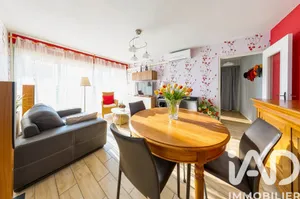 Apartment in Rognac (13340)