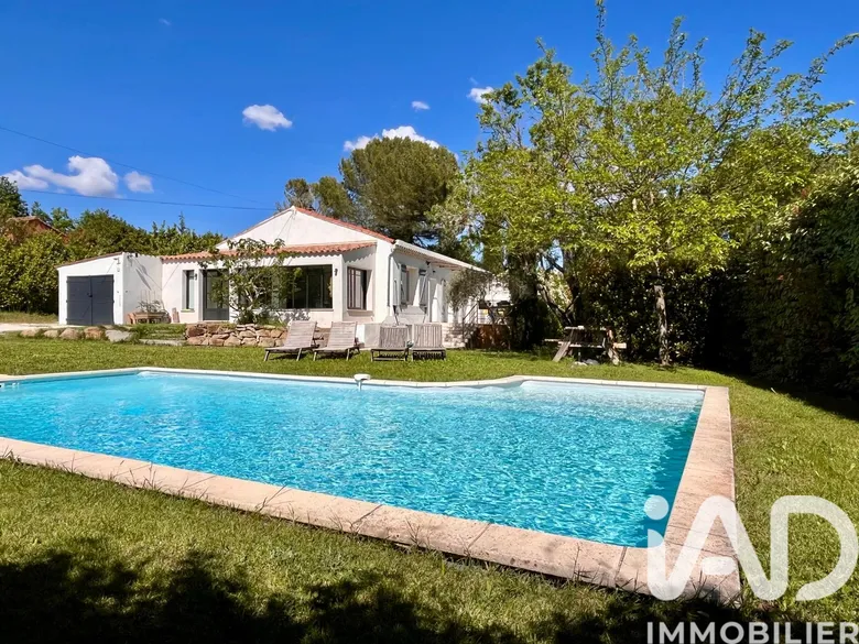 Maison 7 pièces 180 m² · à Aix-en-Provence · 180 m² · 899 000 €