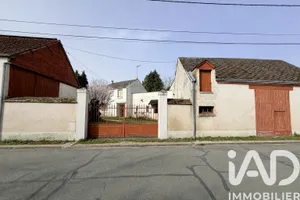 House in Cléry-Saint-André (45370)