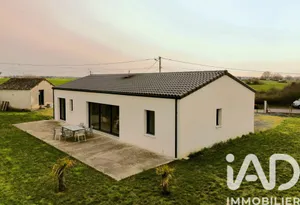 Maison à Sainte-Verge (79100)