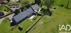 Maison à Isigny-le-Buat (50540)