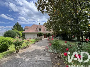 Maison traditionnelle à Le Vernet (03200)