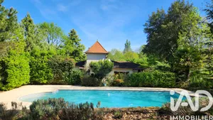 Maison traditionnelle à Couze-et-Saint-Front (24150)