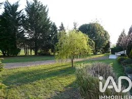 Traditional house in Le Vernet (03200)