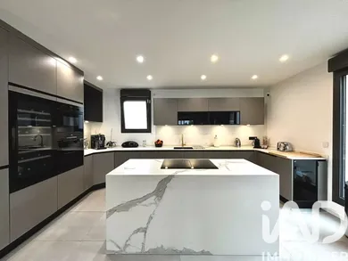 Maison d'architecte à Saint-Maur-des-Fossés (94210)