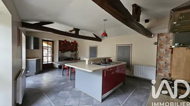 Maison à Ruffec (16700)