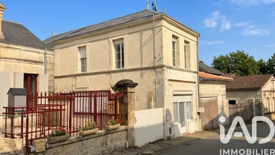 Townhouse in Nieul-le-Virouil (17150)