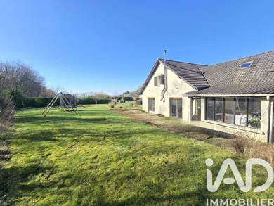 House in La Chapelle (08200)