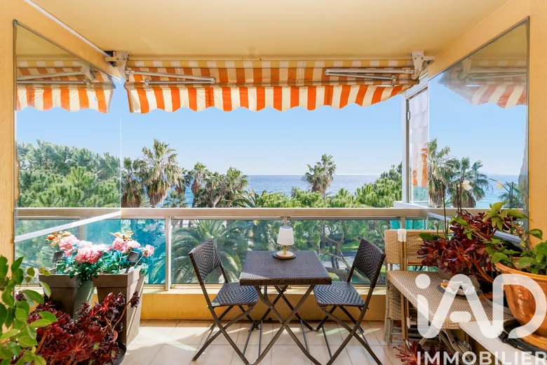 Appartement 1 pièce 26 m² · à Cannes · 25,6 m² · 270 000 €