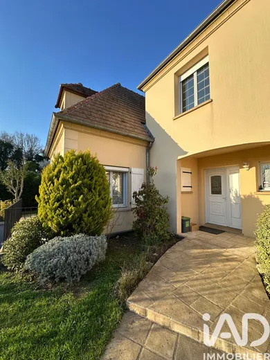 Architectural house in Longpont-sur-Orge (91310)