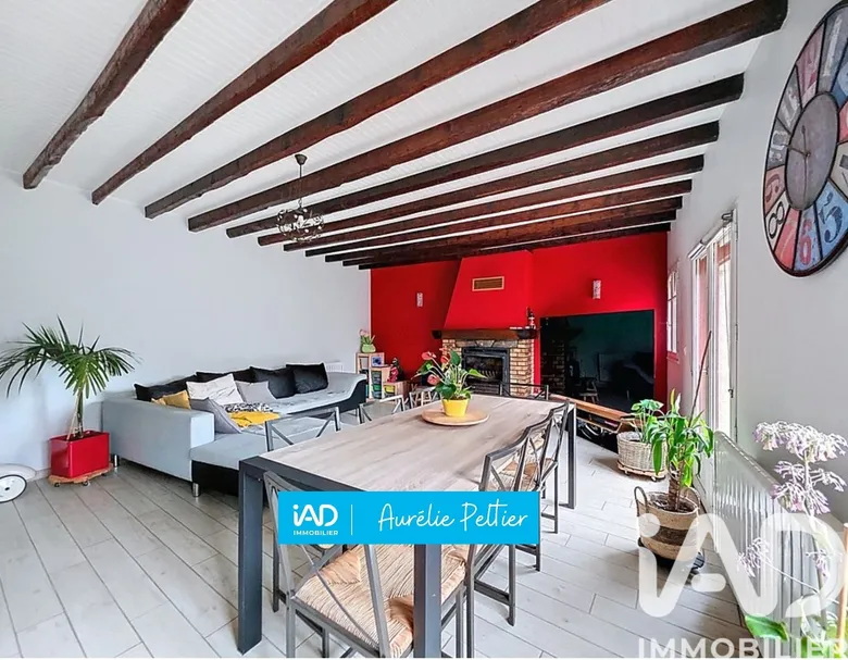 Maison 5 pièces 138 m² · à Bourgbarré · 138 m² · 258 000 €