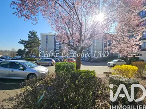 Apartment in Les Mureaux (78130)