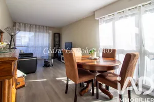 Apartment in Les Mureaux (78130)