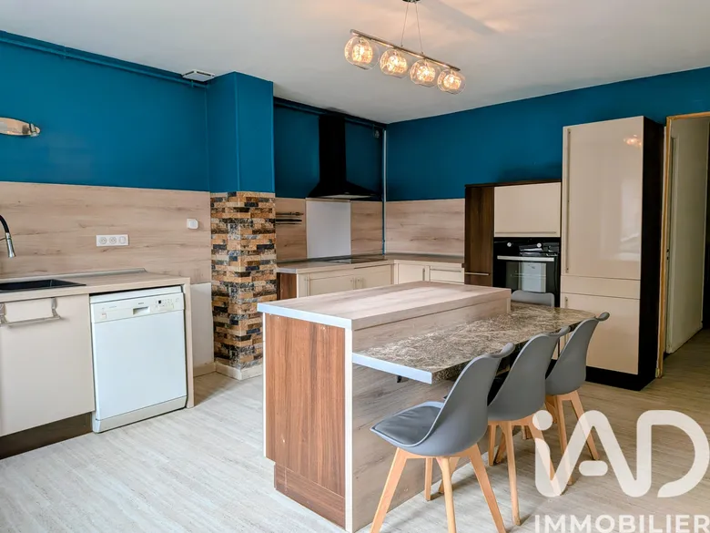 Maison 5 pièces 198 m² · à Dugny-sur-Meuse · 198 m² · 158 000 €