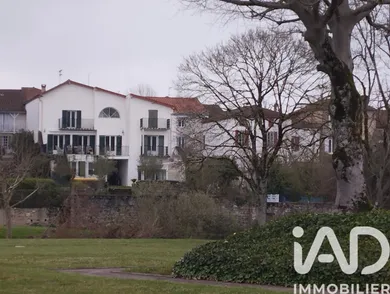 Building in Saint-Palais (64120)