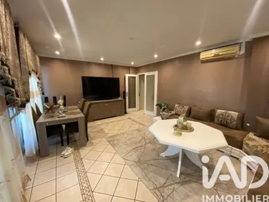 Apartment in Toulon (83000)
